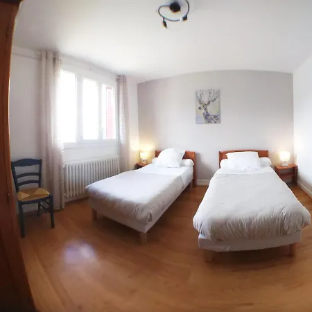 Holiday home Les Planchettes Orcival